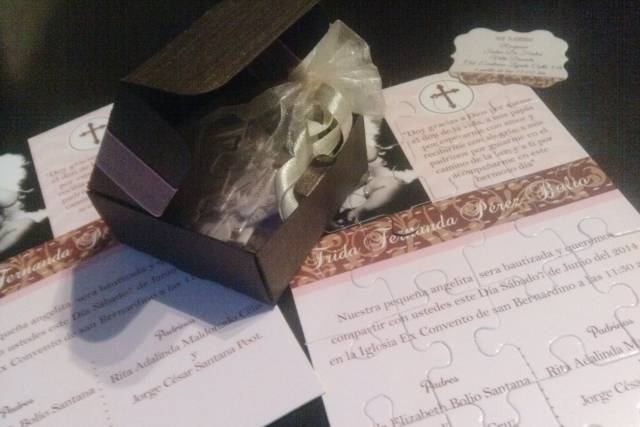 Invitación tipo rompecabezas
