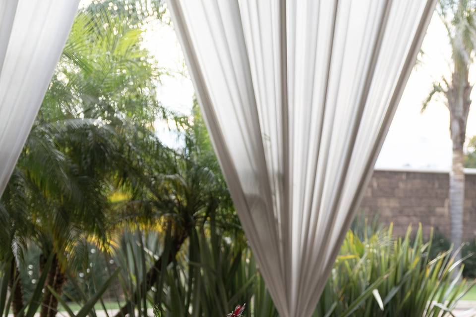 Mesa blanca madera