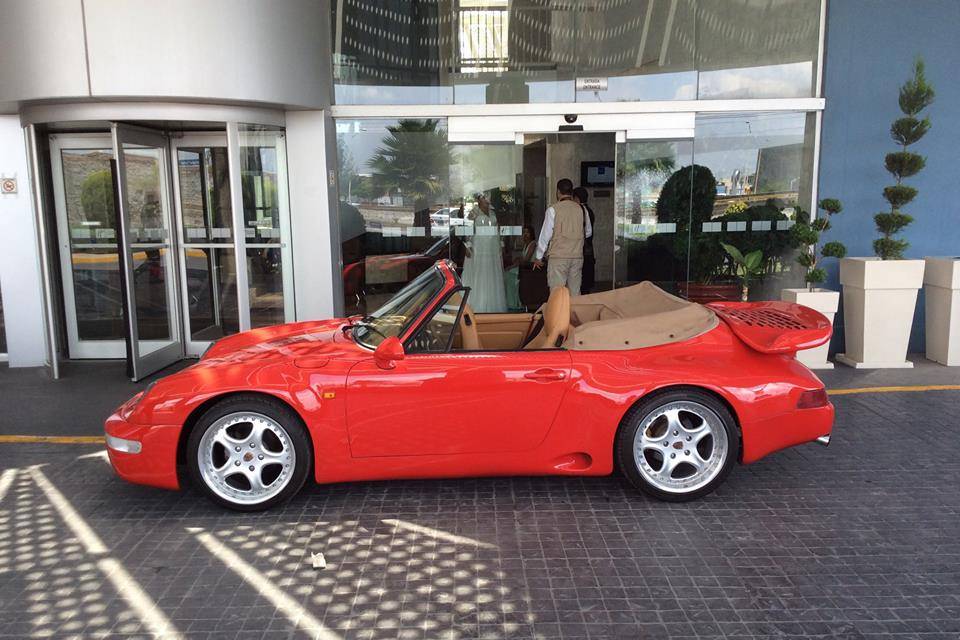 Porsche Cabrio 1994 rojo