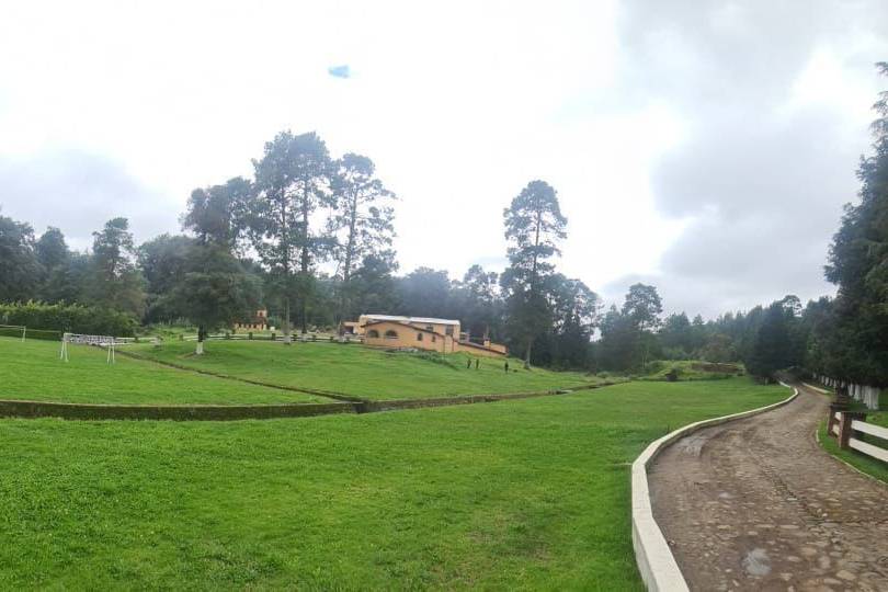 Recinto con jardín para eventos especiales