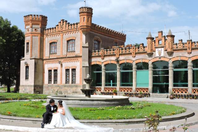 Novios Fachada