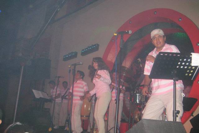 Poniendo a bailar a todos