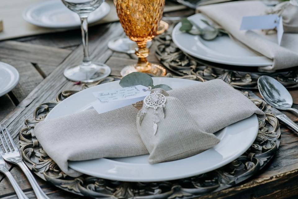 Table setting
