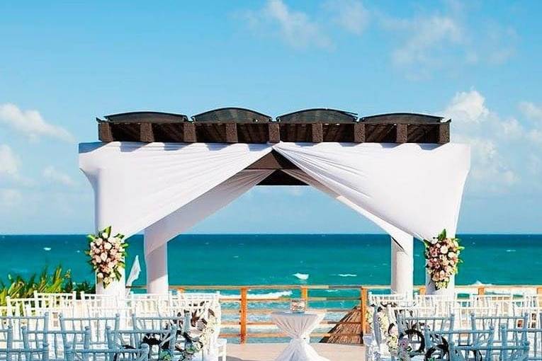 Sunbeach Weddings & Travel