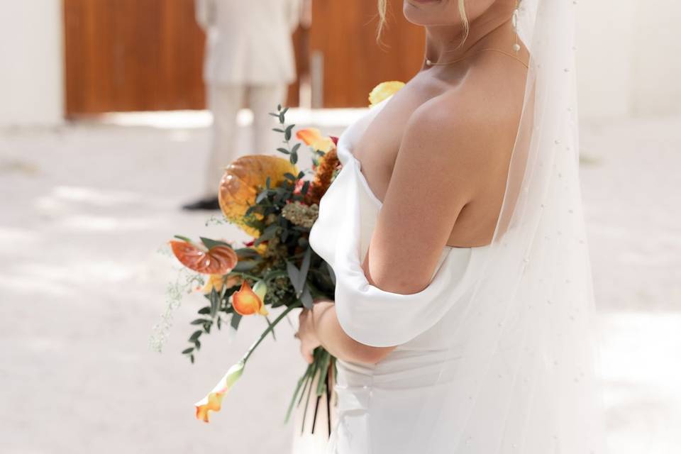 Tulum bride make up and hair