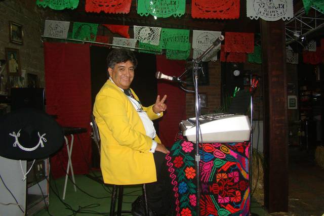 D'Angelo Eduardo y sus Teclados