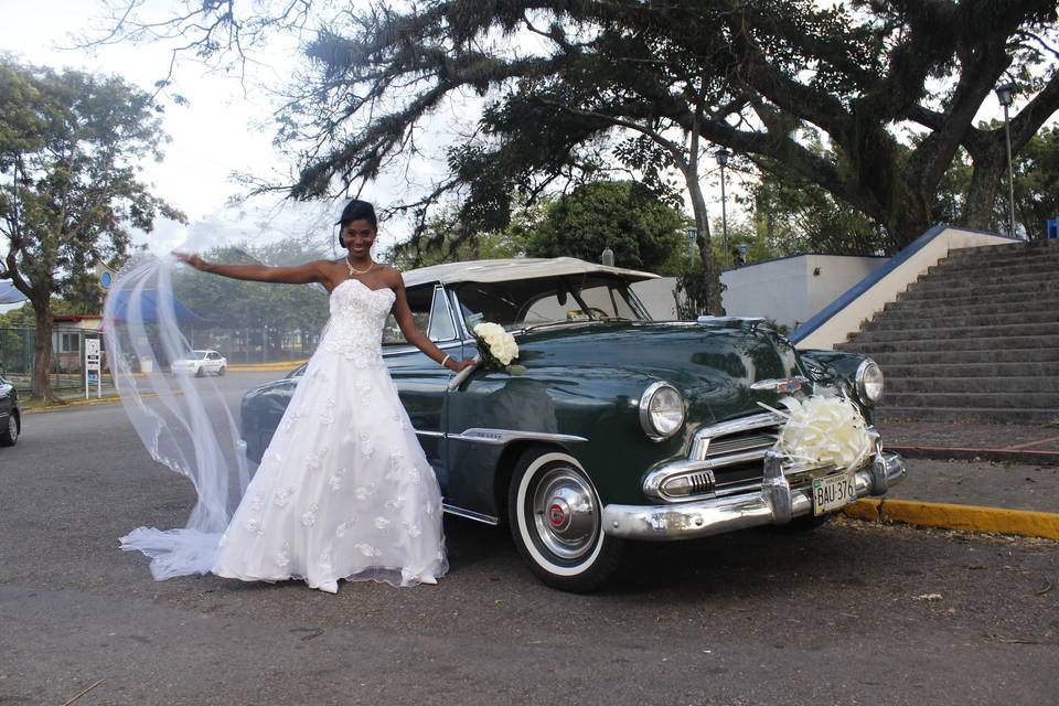 La novia y el carro