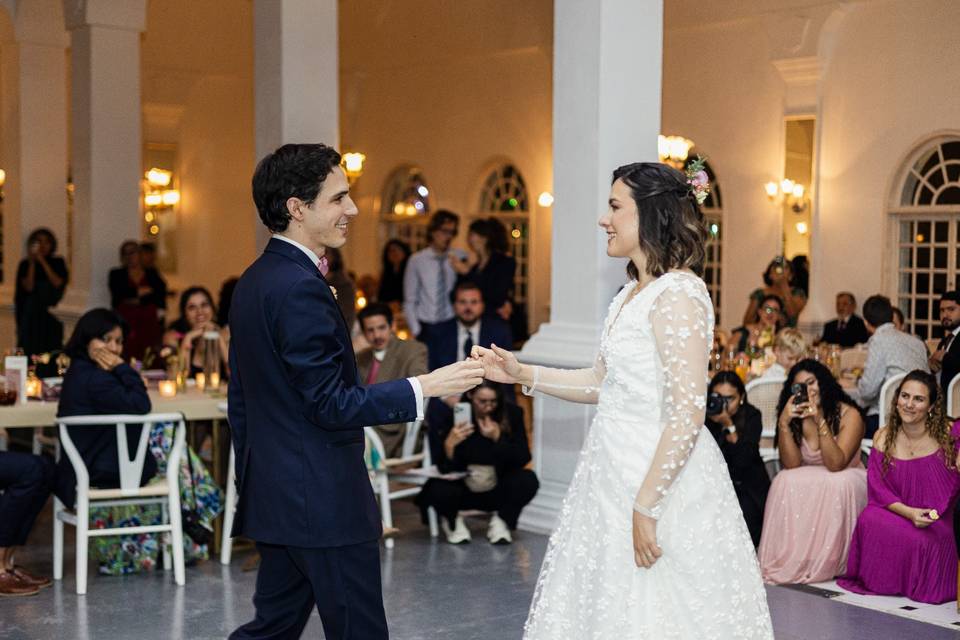 Baile