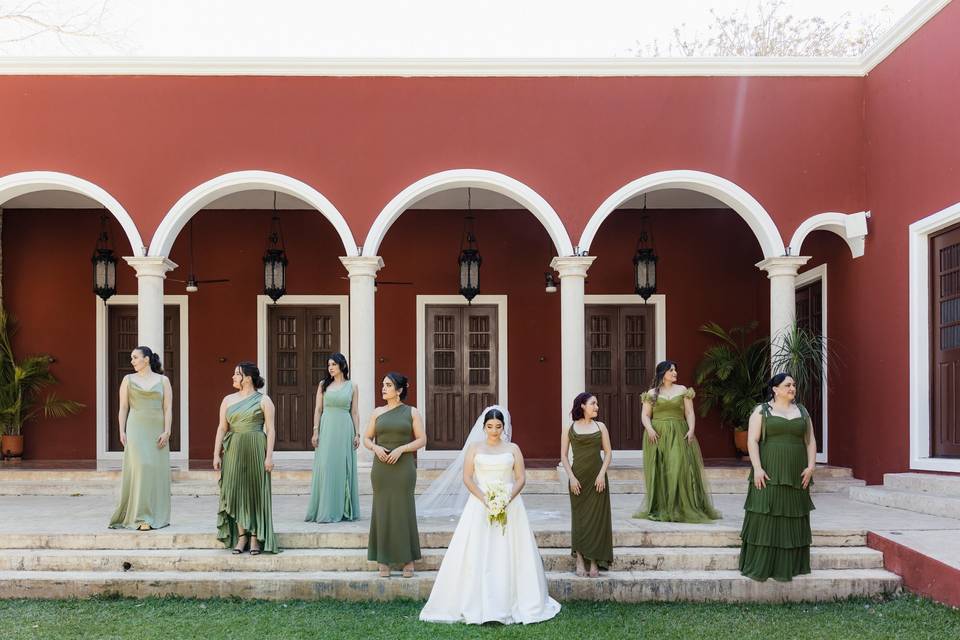Damas y amigos