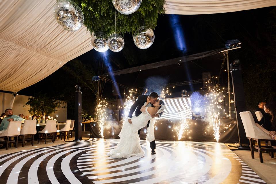 Baile