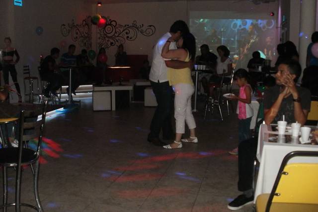 Bailando