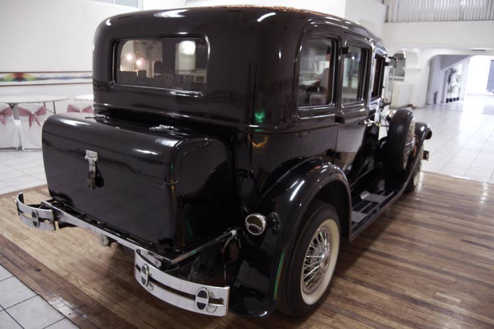 Ford 30