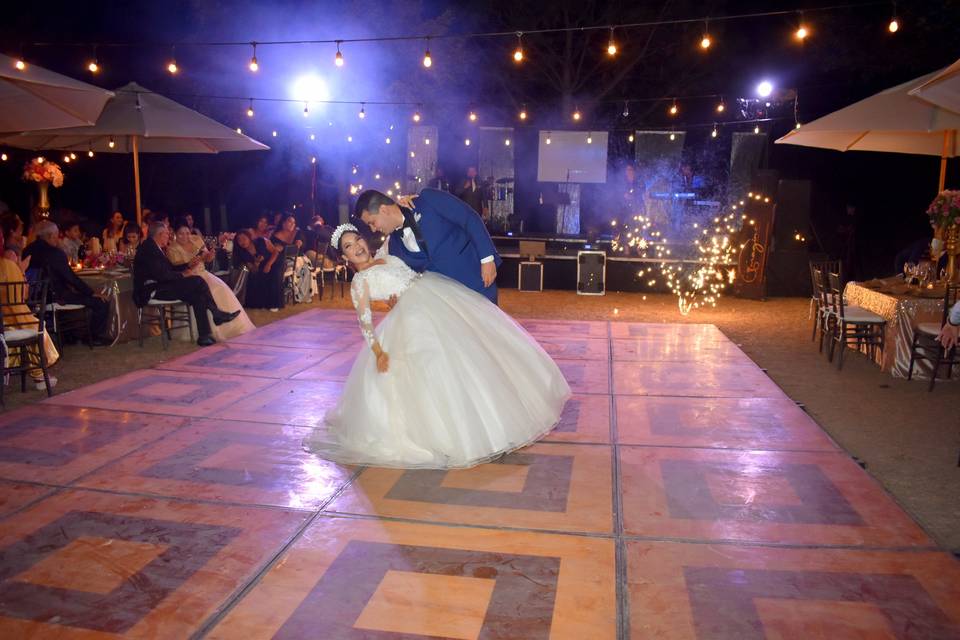 Baile