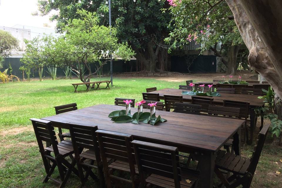 Mobiliario en el jardín