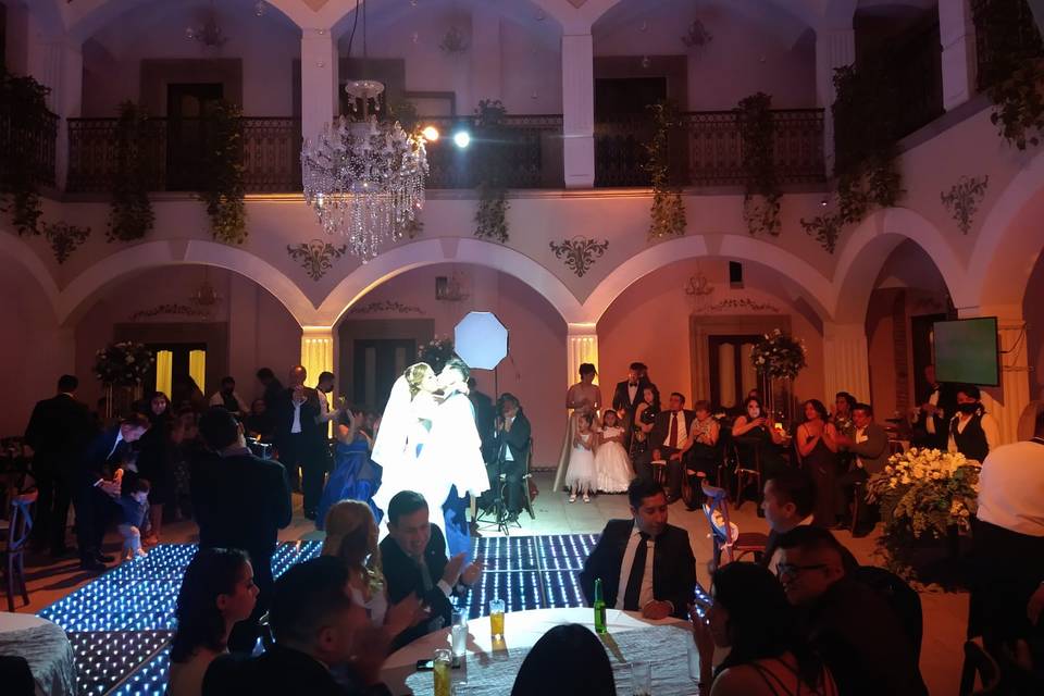 Iluminación Bodas, Pista Led