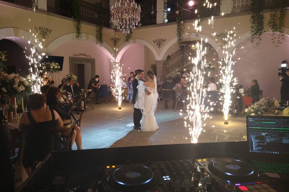 Boda Puebla, Pirotecnia fria