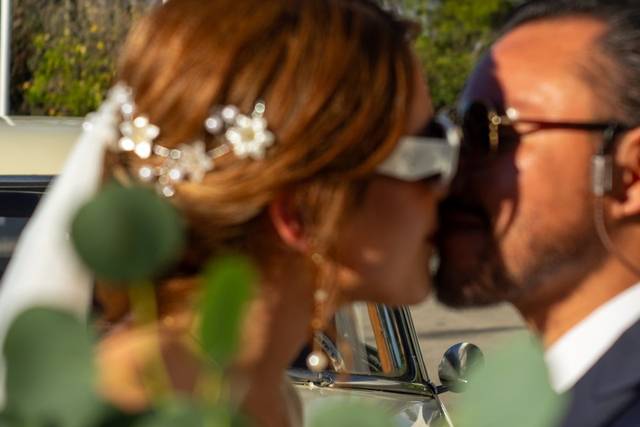 Beso de novios