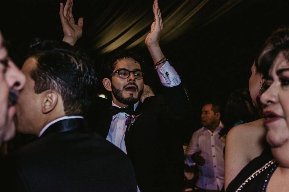 Baile