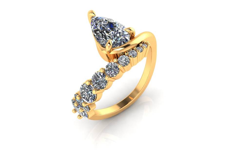Anillo compromiso corte pera