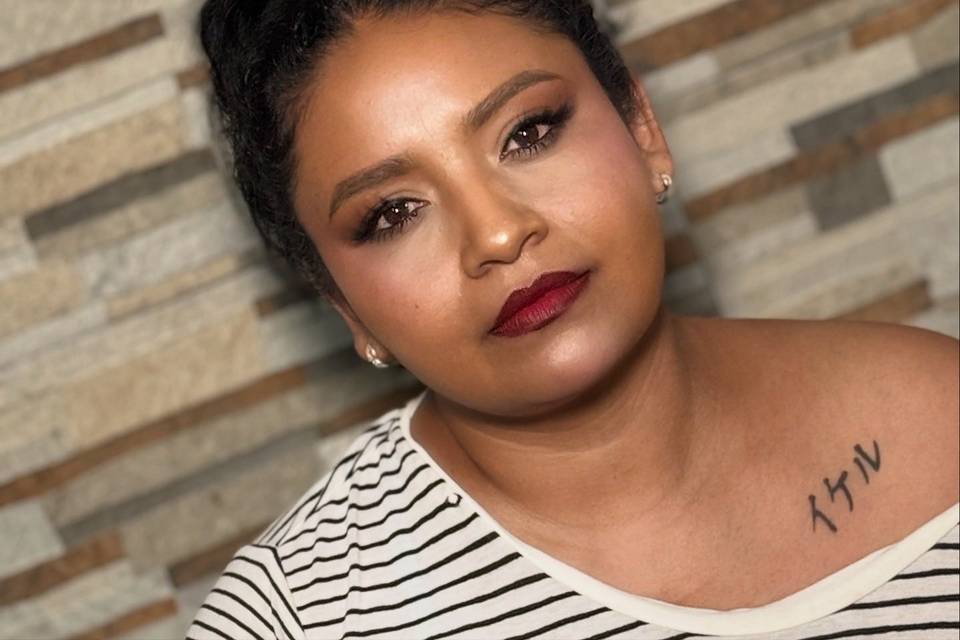 Yazmin Grande Makeup Artist