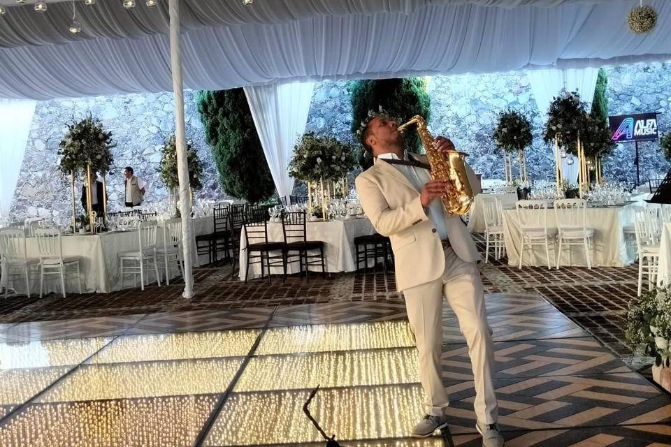 La elegancia y el Sax.