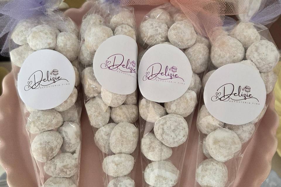 Conos de besos de nuez