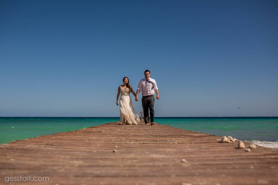 Trash The Dress en Cenote