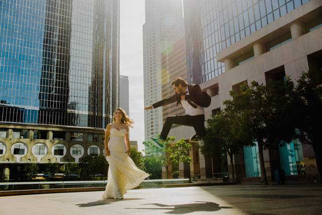 Trash the dres, California