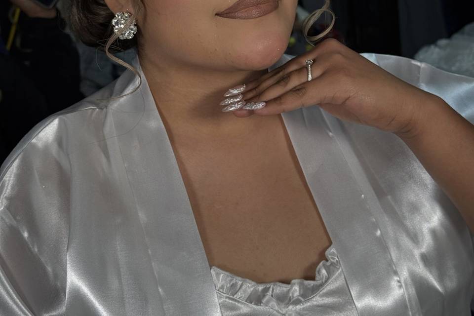 Esdras Galván Make-up Artist