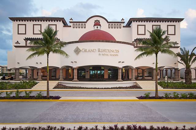 Grand Residences Riviera Cancún