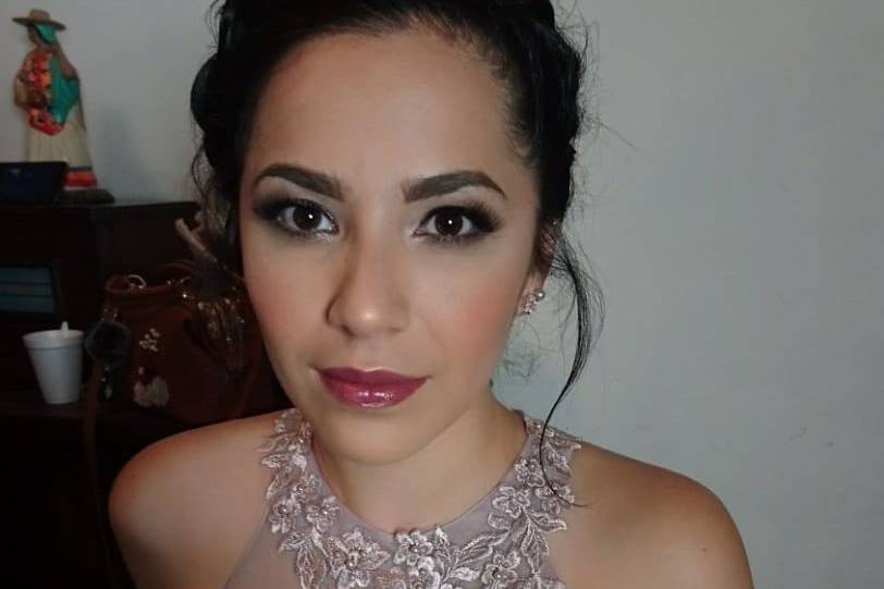 Pineda Make Up by Carolina Pineda