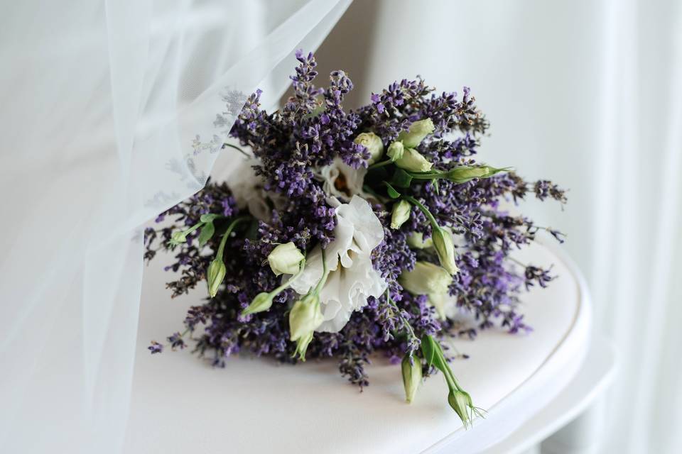 Ramo Lisianthus y Lavanda