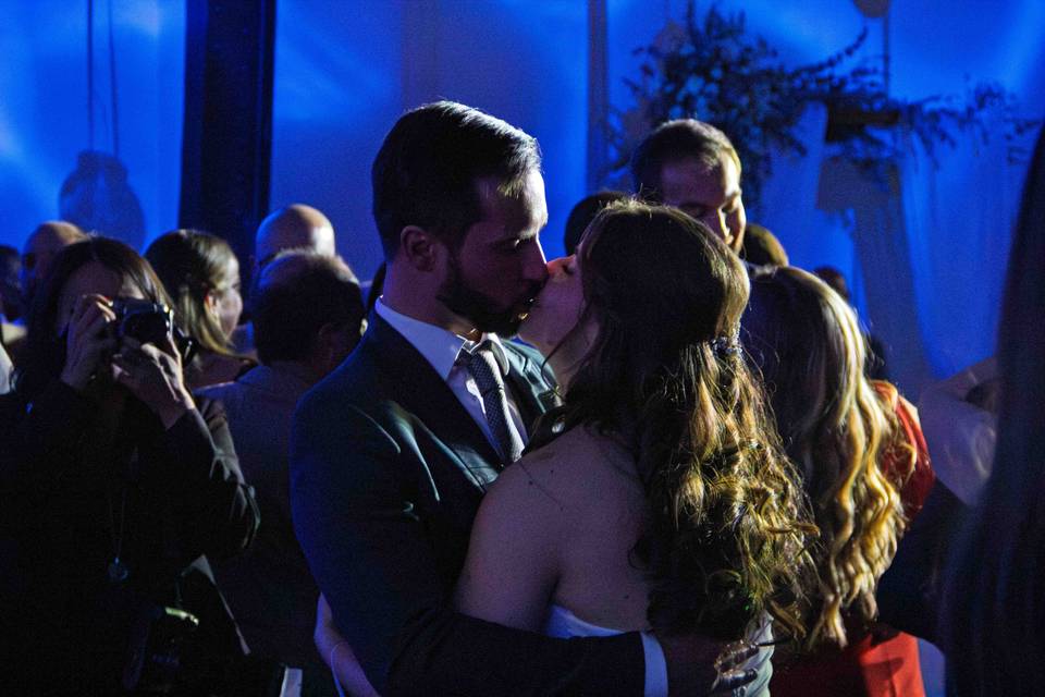 Boda Extranjera Axis Live
