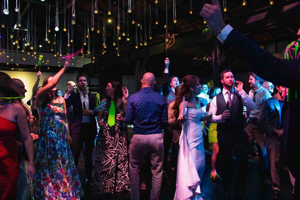 Boda Extranjera, Diamond