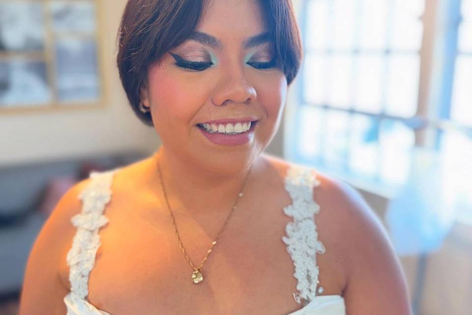 Lyn Cerón Makeup