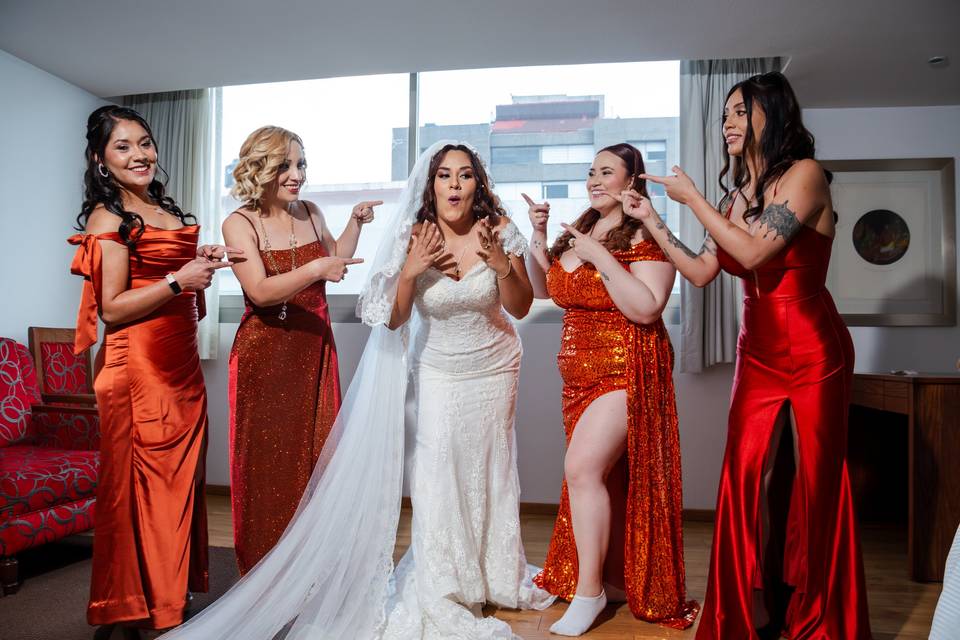 Damas de honor, momentos de co