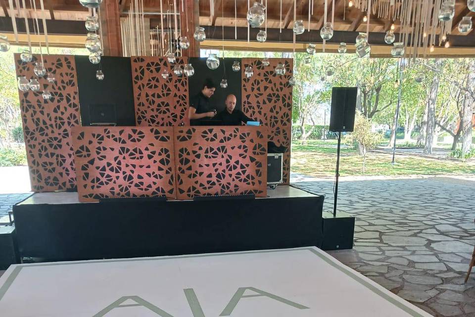 Pista de baile con letras