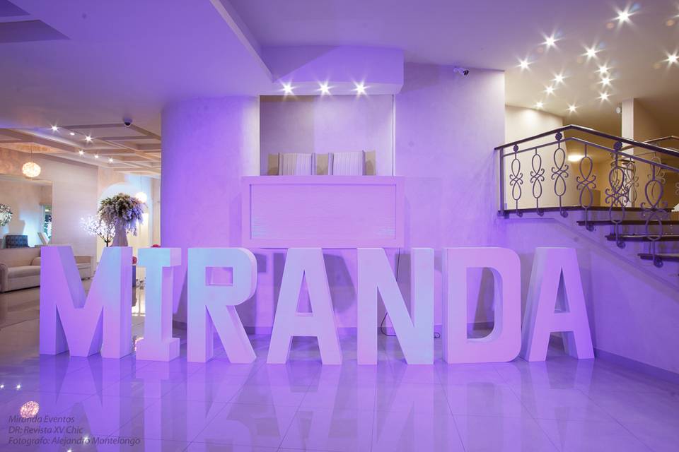 Decoración letras gigantes