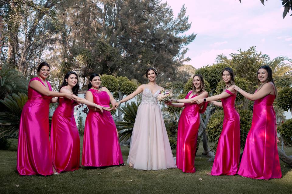 La novia y las damas de honor