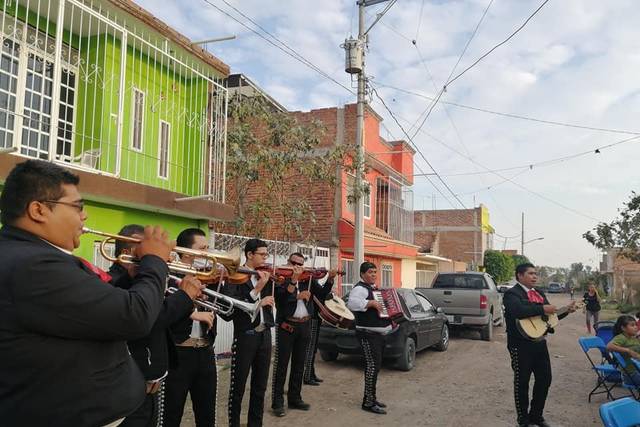 Mariachi Gallos de Oro