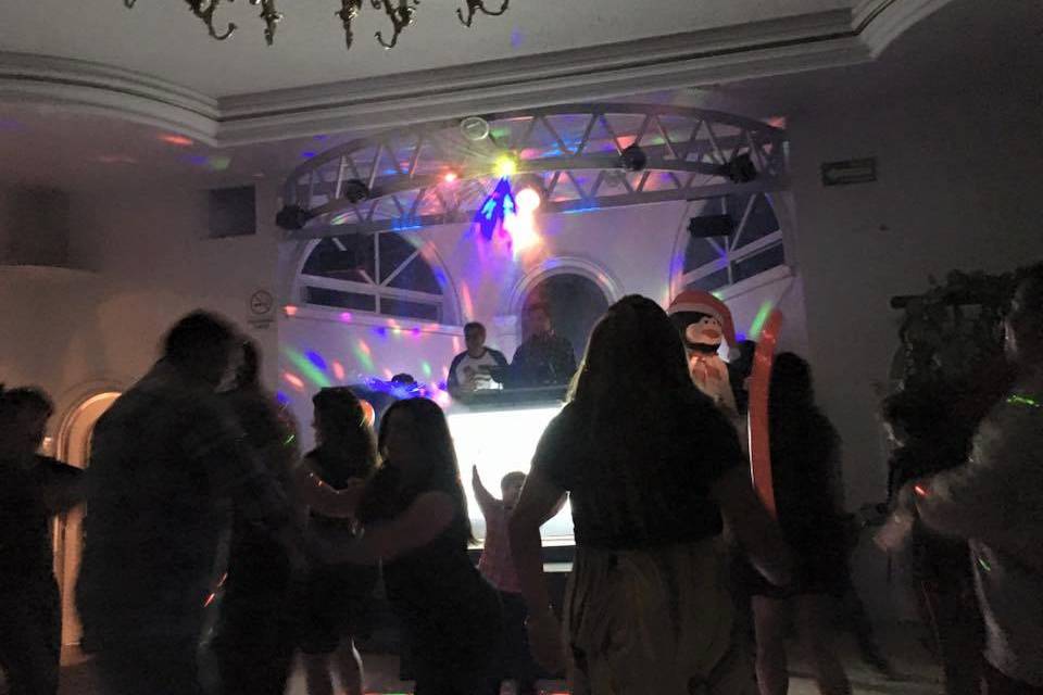Bailes