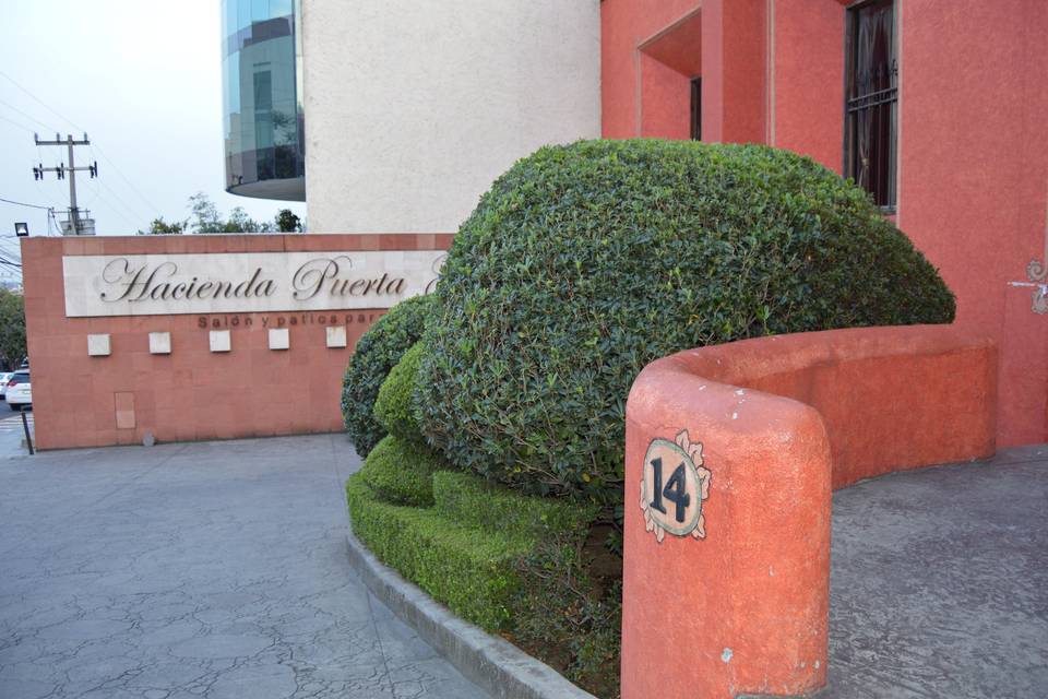 Hacienda Puerta Grande