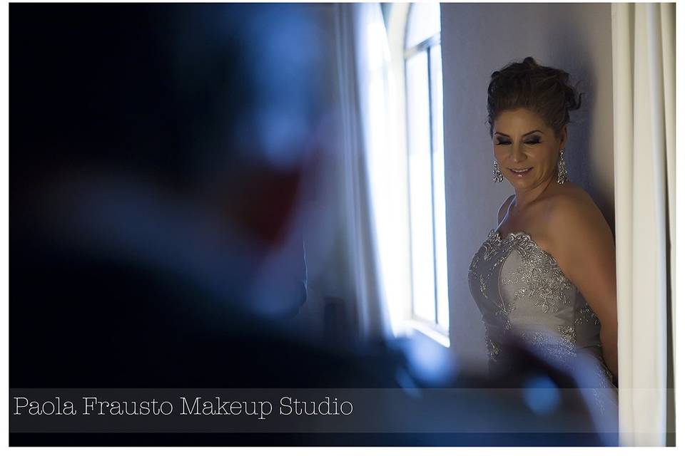 Paola Frausto Makeup Studio