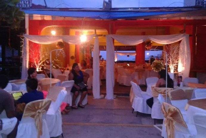 Banquetes y Decoraciones Ilusión