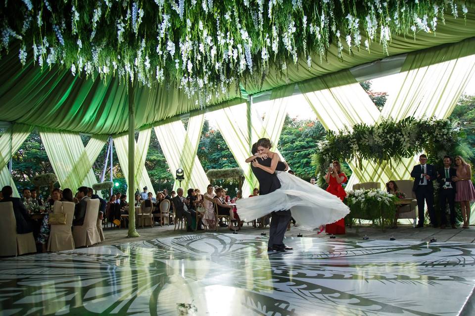 First dance