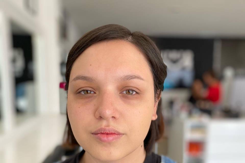 Bruna Hyseni Makeup Studio