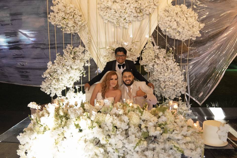 Bride & groom & planner