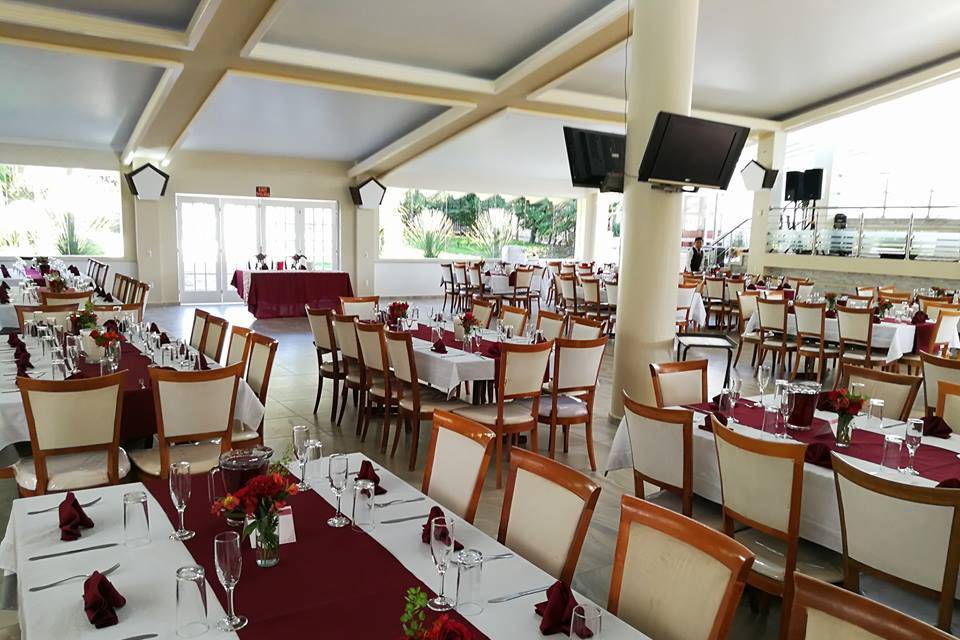 Restaurante & Salón San Pedro Huaquilpan - Consulta disponibilidad y precios