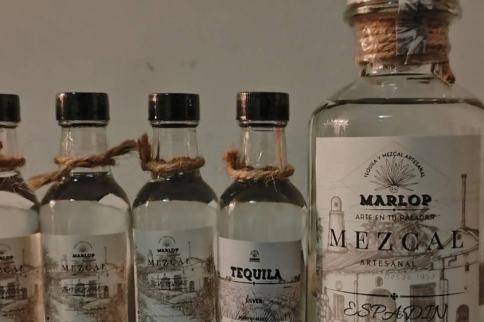 Souvenirs