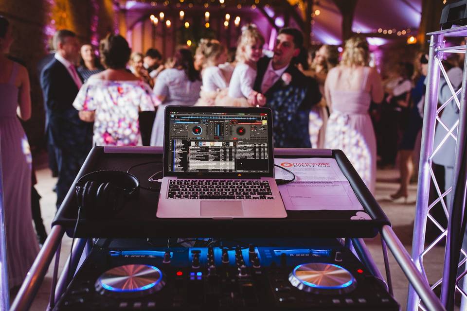 Wedding Dj